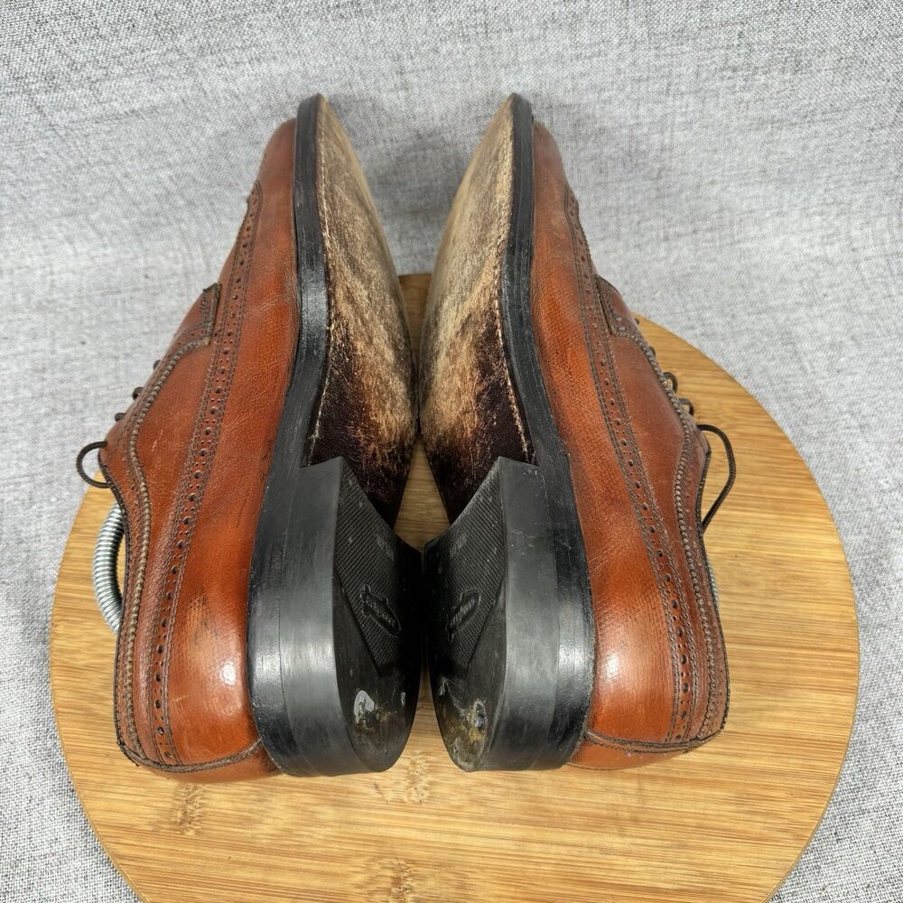 Vintage American Gentleman Dress Shoes Men's 10.5 B Leather Wingtip Oxfords - Picture 5 of 11